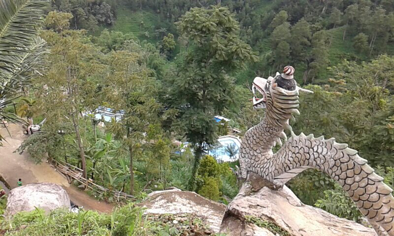 pesona alam batu jonggol ngawi