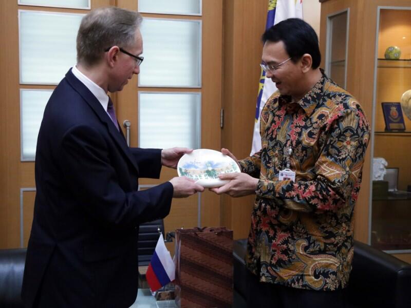 Gubernur Menerima Kunjungan Dubes Rusia