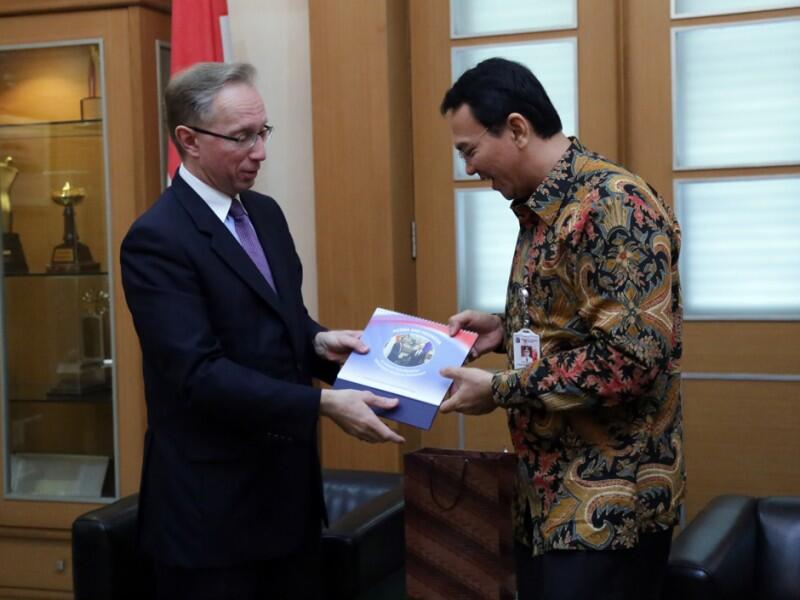 Gubernur Menerima Kunjungan Dubes Rusia