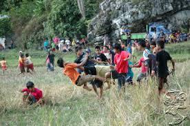 (thread weekend)3 Ritual Penguburan Khas Tana Toraja, Sulawesi Selatan