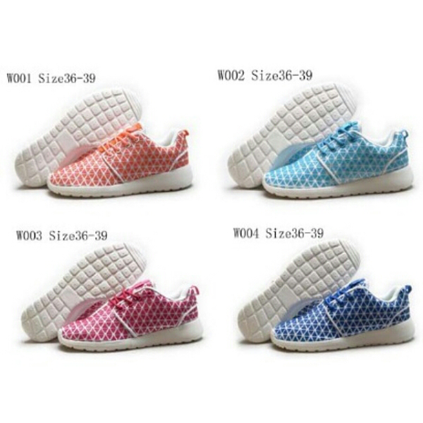 nike roshe run metric qs