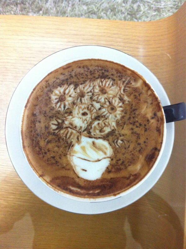 Photo Karya Seni dari Latte Coffe