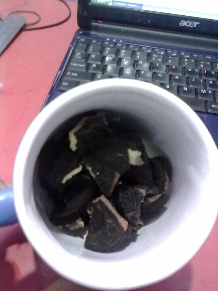 Minggu Pagi gan,, ;) bikin sereal simpe nyookkk..