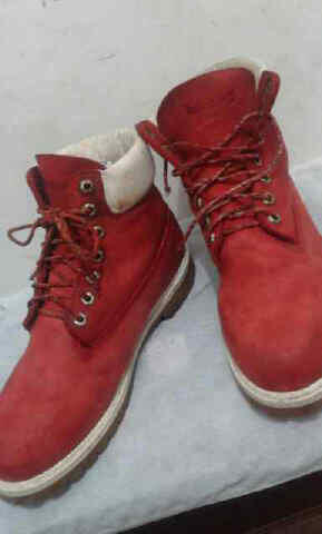 Jual Sepatu Dr. MARTEENS size 9 dan 10 RARE ada PUMA FERRARI dan TIMBERLAND RARE