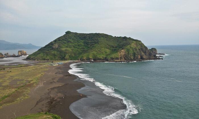 Pantai Payangan 