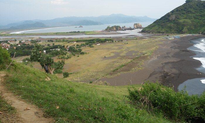 Pantai Payangan 