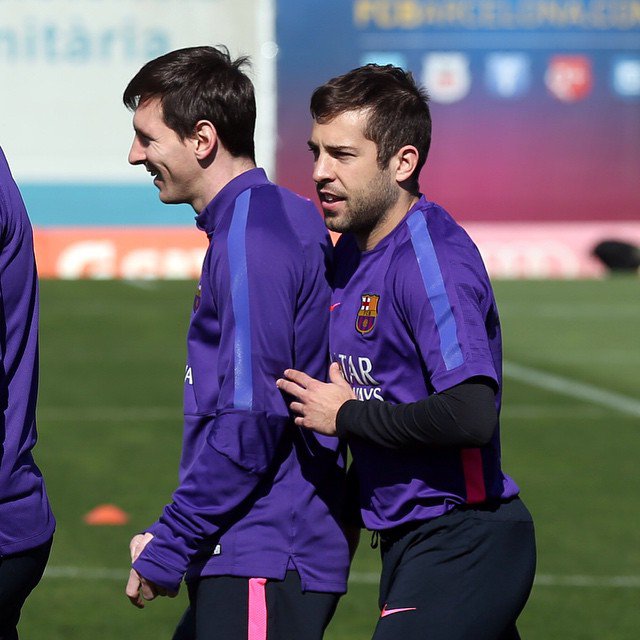 Jordi Alba &#91;FC Barcelona&#93; Tertangkap Kamera Sebagai Maho