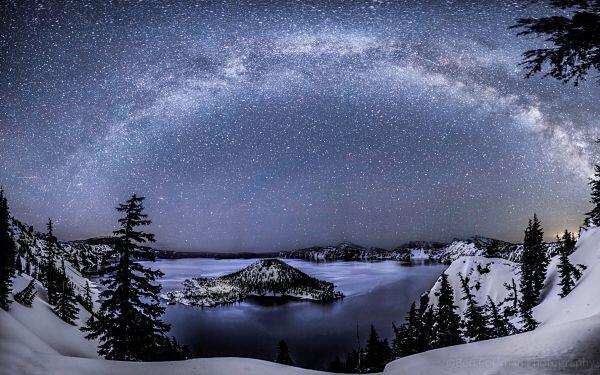 Melihat Keindahan Crater Lake, Danau Terdalam Di Amerika