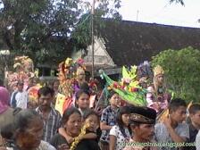 Tradisi Unik Anak-anak Indonesia