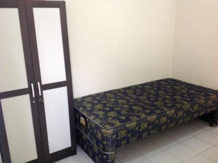 Kost Exclusive Khusus Wanita / Pasutri Legian Room