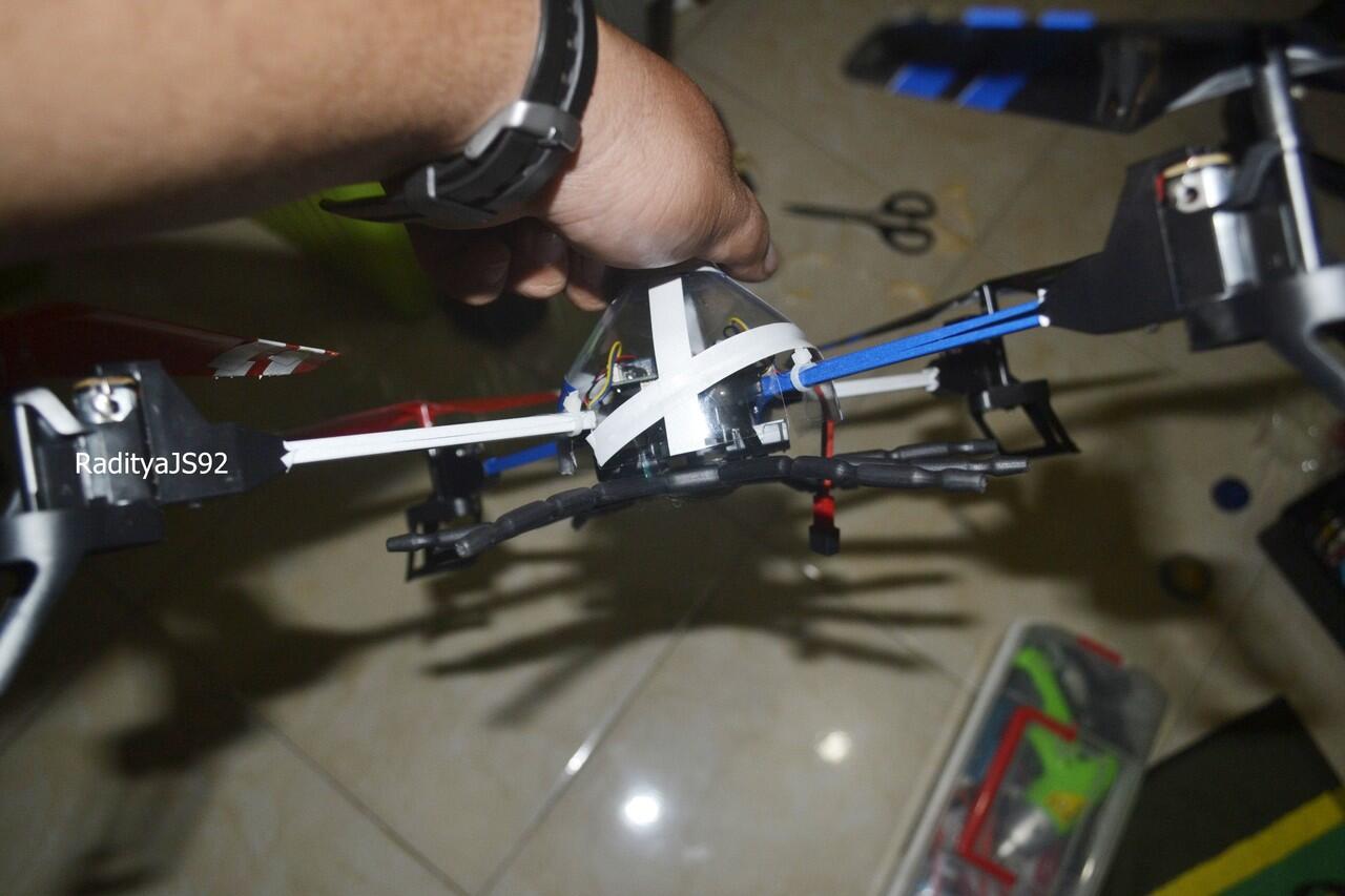 My New Quadcopter Buat sendiri karena enggak punya uang Agan - agan :-)