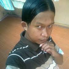 Secara Fisik Aku Cenderung Lumayan Tapi Aku Iri Dengan Temanku Yang Fisiknya Jelek