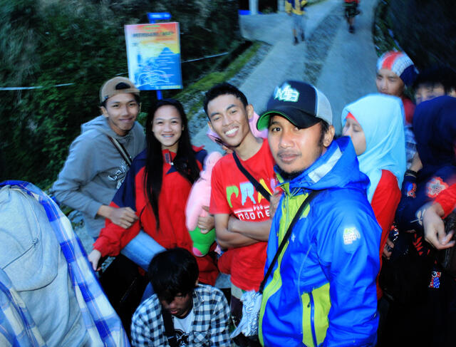 PAKE BAHASA INDONESIA SAJA (MERBABU VIA WEKAS 19-22 FEBRUARI 2015 )