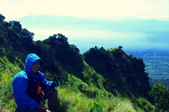 PAKE BAHASA INDONESIA SAJA (MERBABU VIA WEKAS 19-22 FEBRUARI 2015 )