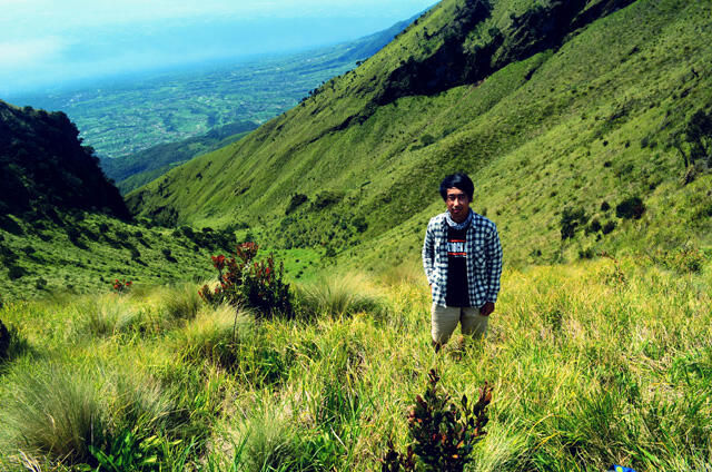 PAKE BAHASA INDONESIA SAJA (MERBABU VIA WEKAS 19-22 FEBRUARI 2015 )