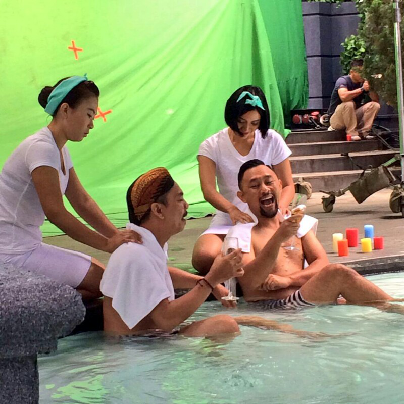 Film terbaru reuni mantan pemain Extravaganza gan! "The Wedding Bebek Betutu"