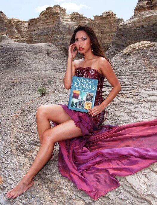 [ FOTO HOT ++ ] Kristania , Mantan Miss Indonesia Serdadu US Army SEKSI .....