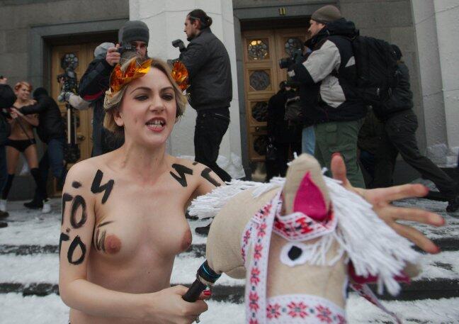 &quot;FEMEN&quot; Sebuah Realita ( ++21 ) 