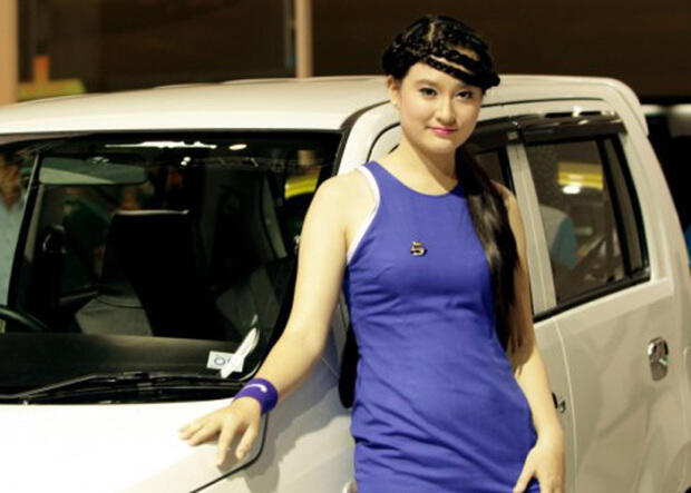 (Damailah Nastak Nasbung) Kisah SPG Cantik 'Kelabui' Polisi Agar Tak Ditilang