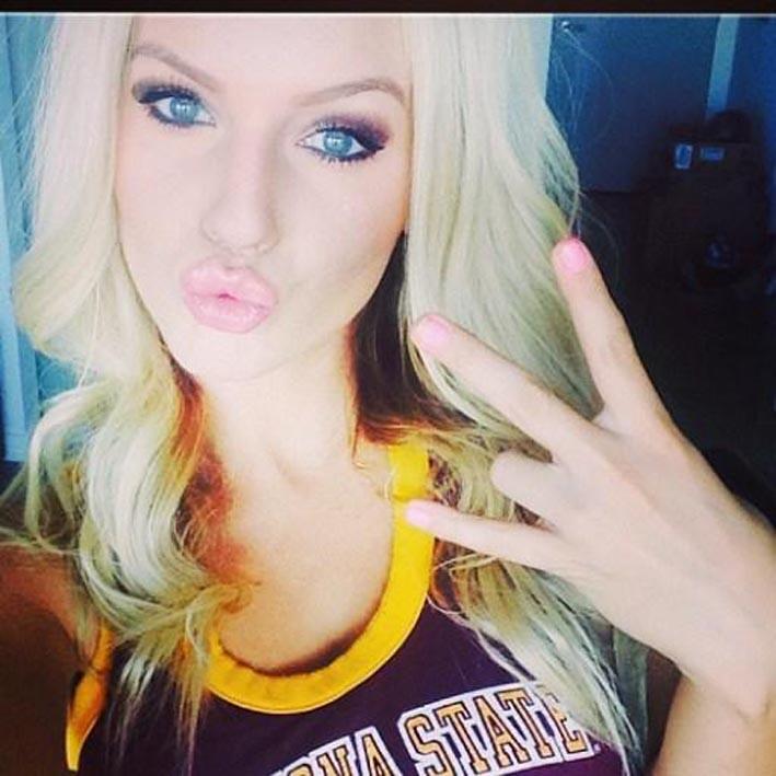 &#91;Jones masukk!&#93; 5 Kampus di Amerika yang terkenal dengan Mahasiswi Cantik