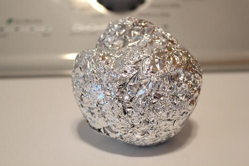 Inilah 16 Fungsi Aluminium Foil Yang Bahkan Sanggup Menghancurkan Karat!