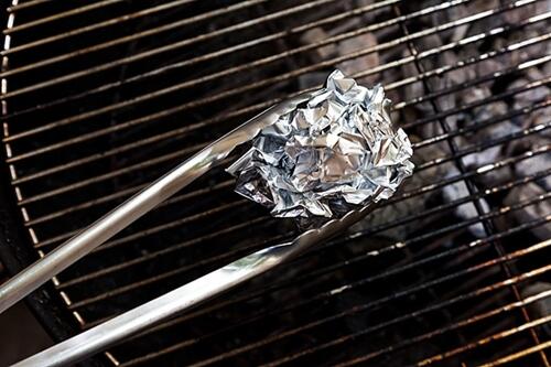 Inilah 16 Fungsi Aluminium Foil Yang Bahkan Sanggup Menghancurkan Karat!
