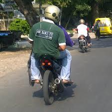 PENGOCOK PERUT KASKUSER PART 16 pergi pagi pagi pulang petang pendapatan maximal