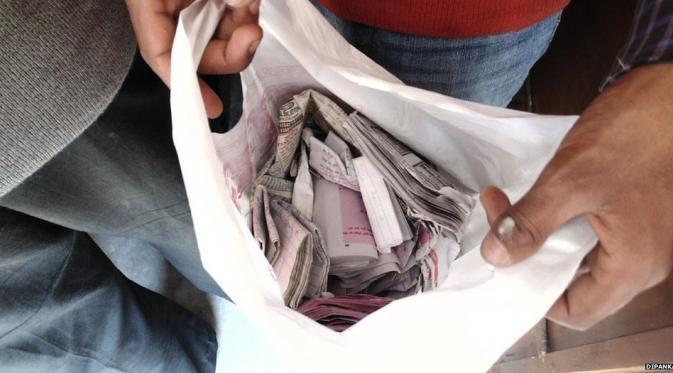Mencontek Massal, Demi Kelulusan Ujian Nasional Di India