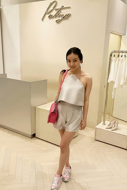 Kim Lim, Gagis Cantik nan Jelita Merupakan Putri dari Bos Valencia