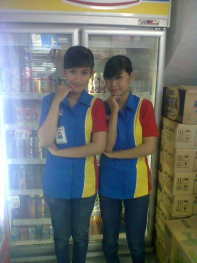 &#91;FOTO HOT&#93; Kumpulan Foto Kasir Indomaret Yang Cakep-Cakep