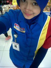 &#91;HOT BB 17++&#93; Kumpulan Foto Kasir Indomaret Yang Cakep-Cakep