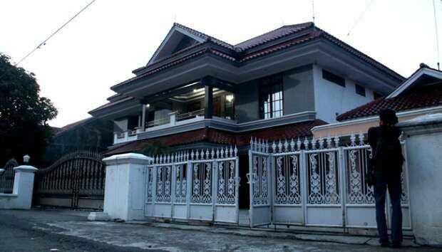 &#91;INSPIRASI&#93; Intip Rumah Miliaran Milik Pengusaha Warteg di Kampungnya