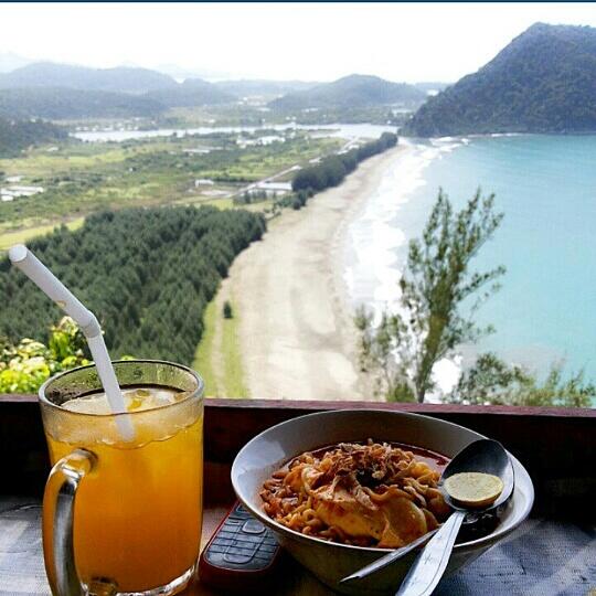 Follow instagram kuliner atjeh ya gan