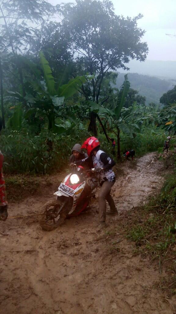 Fiel Report (FR) Fun OffRoad 15 Maret 2015 @Hambalang Hujan = HORORRRR!!!!