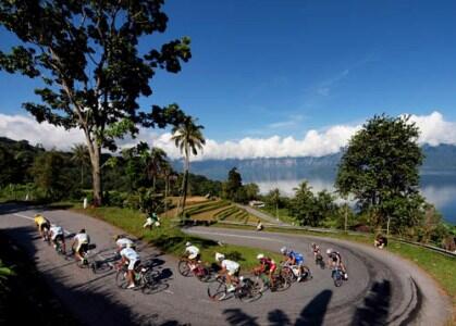 5 Jalan Paling Indah di Indonesia