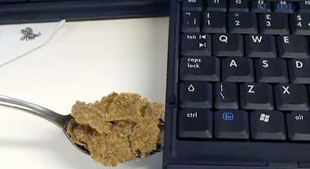 Flash Disk Dengan Bentuk Paling Unik Di Dunia