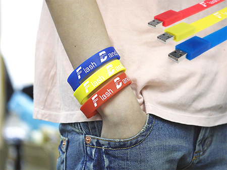 Flash Disk Dengan Bentuk Paling Unik Di Dunia