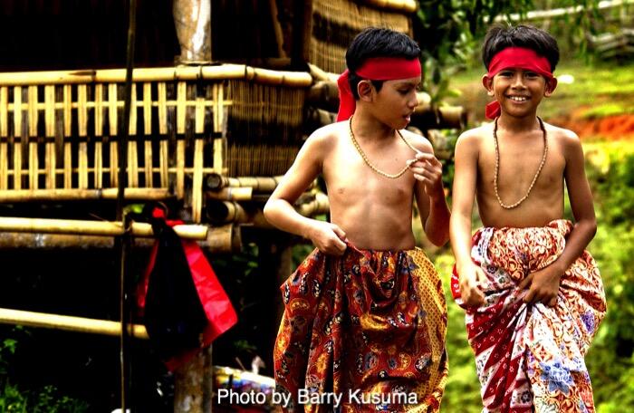 Rambu Solo, Tradisi Pemakaman Unik di Tana Toraja.