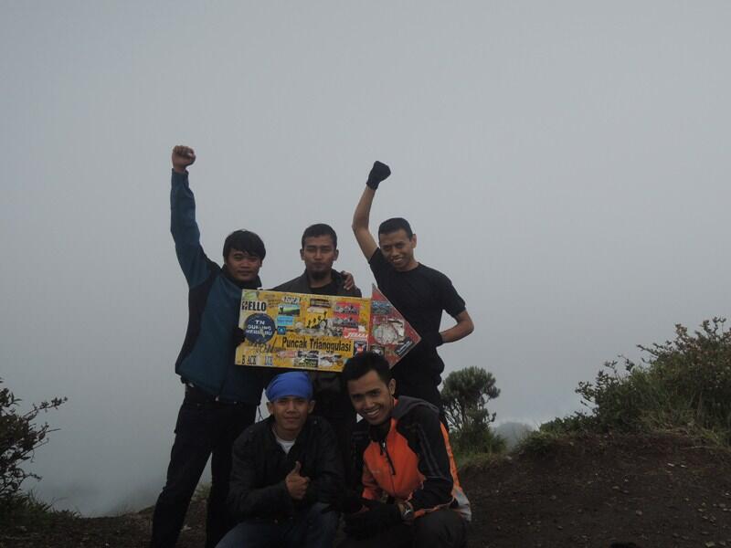 PENDAKIAN MERBABU 30 DES 2104