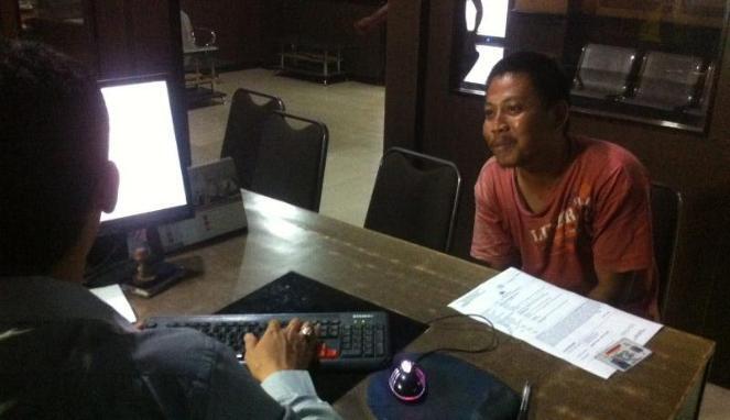 Sopir Angkot Dipukuli