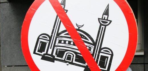 &#91;Islamofobia&#93; Situs Islam Diblokir, DPR Panggil Menkominfo