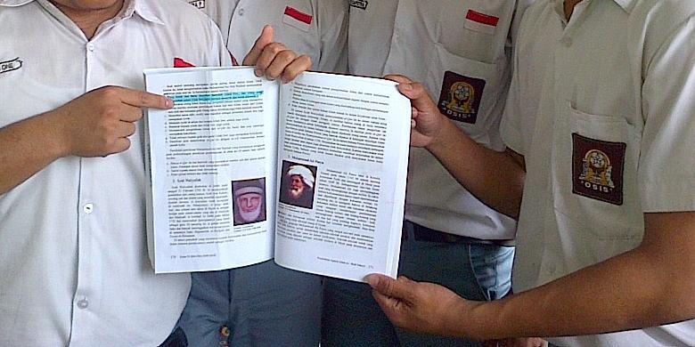 |Warisannya Moh. Nuh| Buku Pelajaran SMA Berisi Ajaran Garis Keras Ditarik