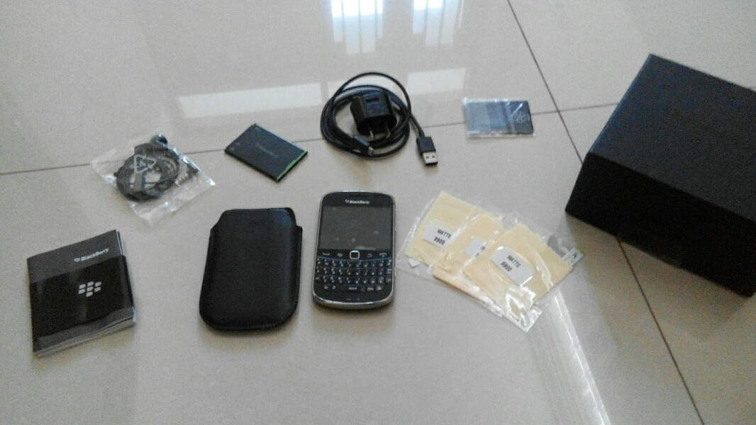 Jual Blackberry Dakota 9900  KASKUS