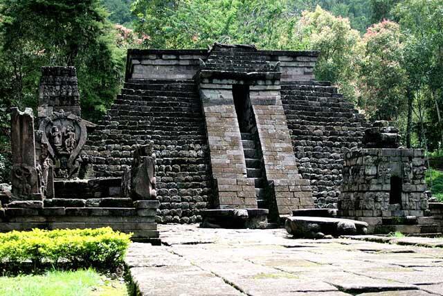 10 FOTO Ini Membuktikan Bahwa Peradaban Indonesia Cerdas !