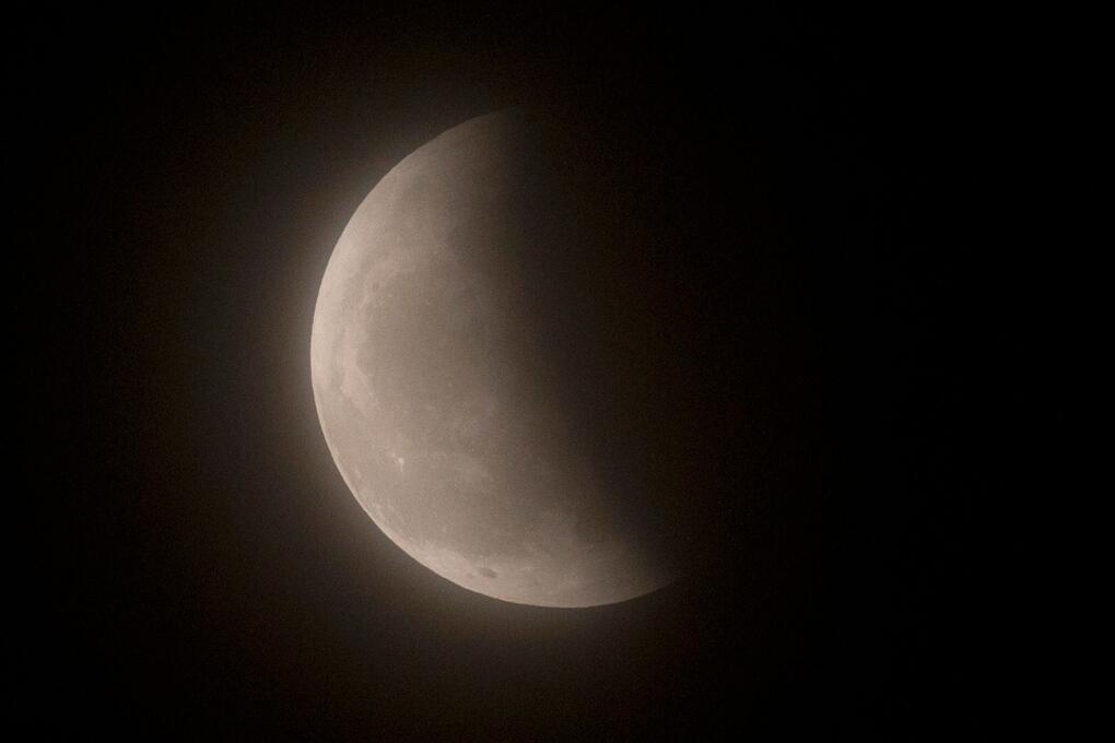 &#91;FOTO&#93; Indahnya Penampakan Gerhana Bulan Merah di Berbagai Belahan Dunia