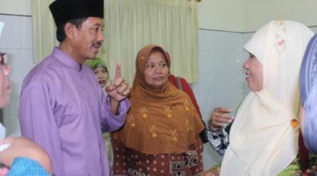 Ada yang sudah kenal dengan calon pilwali surabaya ini ??