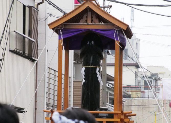 Di Jepang, Alat Kelamin Pria Dipamerkan