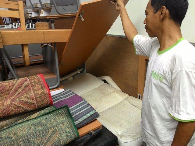 Terkait Dana Siluman, Alat Kesehatan di SMA 65 Terbengkalai