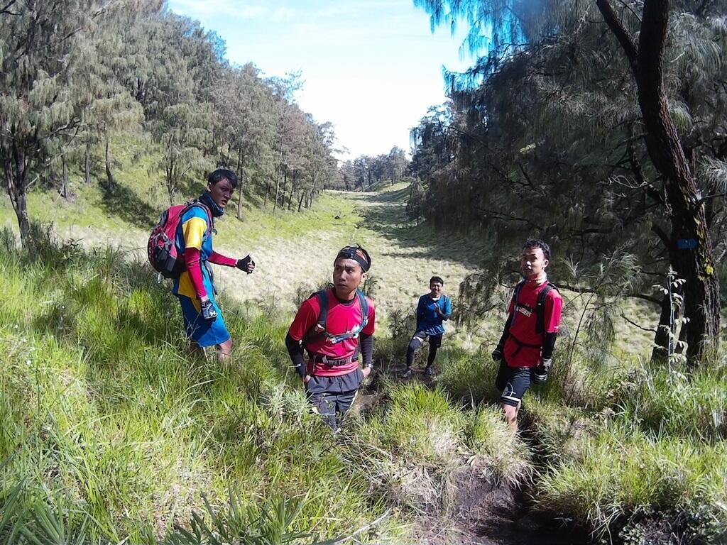 Manfaat Lari Trel (Trail Running/Mountain Running)