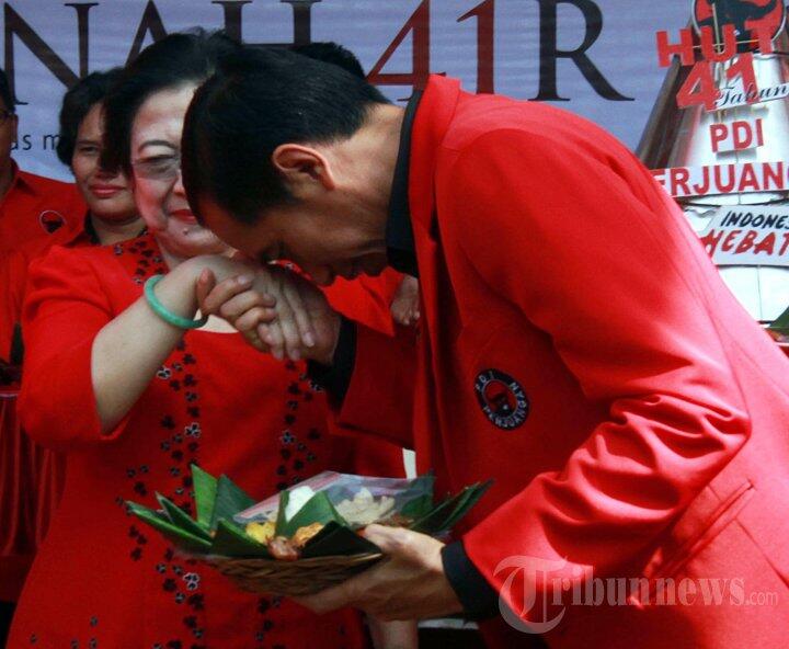 megawati sindir panasbung dan tegaskan jokowi-kalla adalah petugas partai